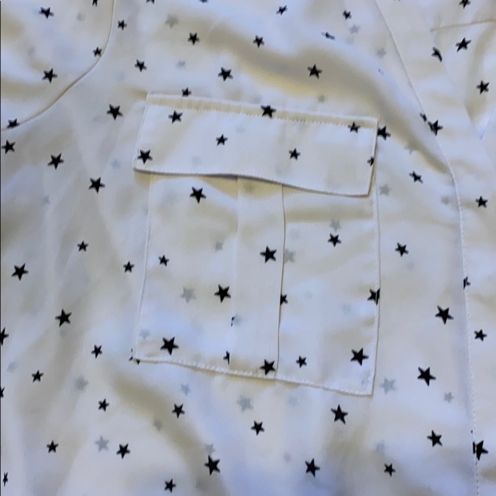 Button down blouse - Picture 3 of 5